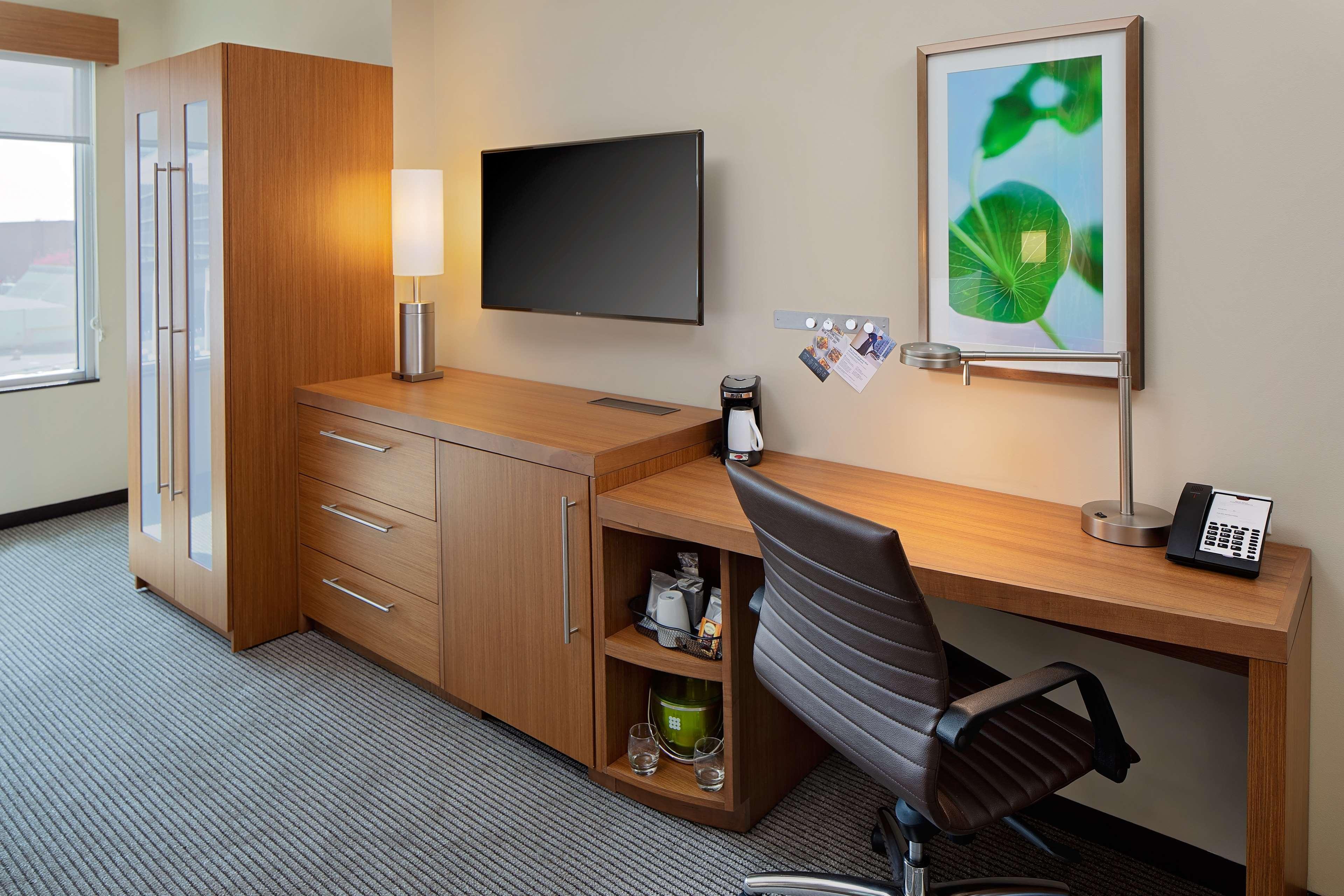 Hyatt Place Glendale/Los Angeles Exteriér fotografie